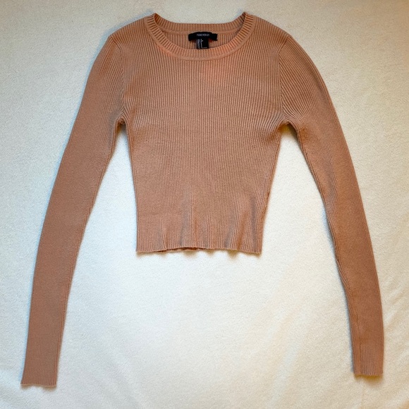 Forever 21 Tops - Basic ribbed crop top